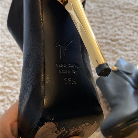 Giuseppe Zanotti black and gold heel boots - Picture 7 of 9